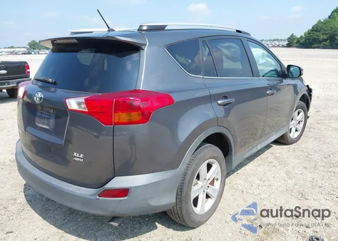 2013 Toyota Rav4 Xle z USA, uszkodzony, nr VIN 2T3RFREV7DW029334